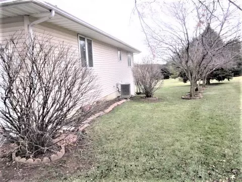821 Pitcairn, Lake Summerset, IL 61019 photo 29