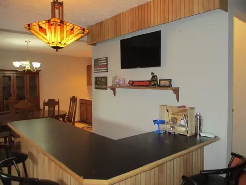 821 Pitcairn, Lake Summerset, IL 61019 photo 18