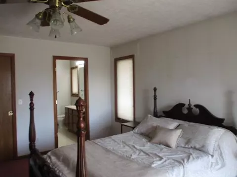 821 Pitcairn, Lake Summerset, IL 61019 photo 8