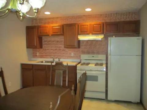 821 Pitcairn, Lake Summerset, IL 61019 photo 16
