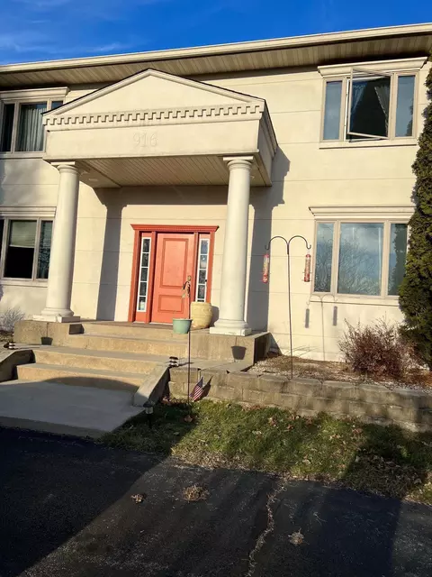 916 Olson Spring Close Close, Belvidere, IL 61008 photo 9