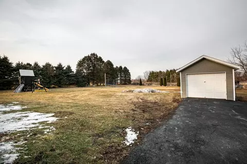 602 Anson St, Warren, IL 61087 photo 8