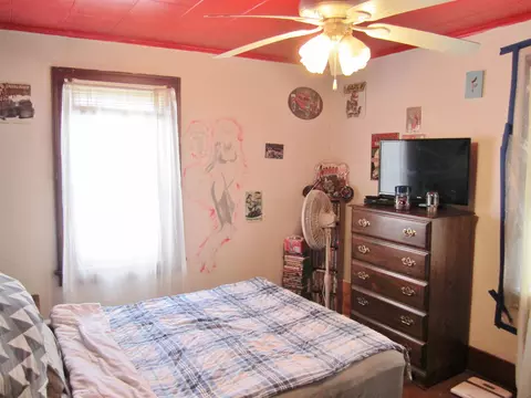 127 E 6th St, Belvidere, IL 61008 photo 10