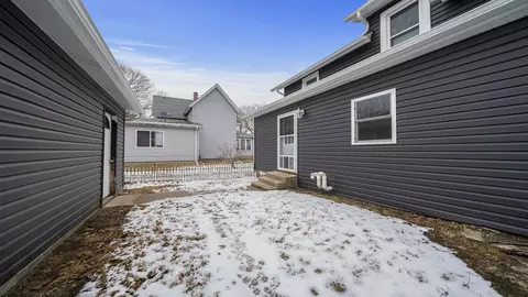 320 E 5th St, Pecatonica, IL 61063 photo 29