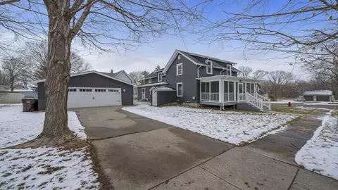 320 E 5th St, Pecatonica, IL 61063 photo 31