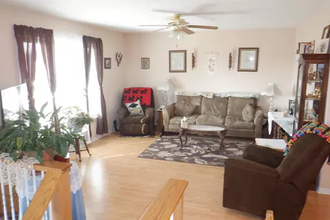 1220 Main St, Pecatonica, IL 61063 photo 4