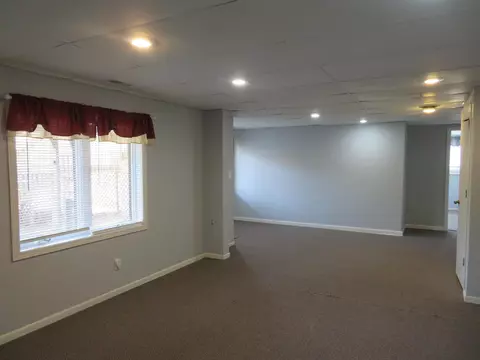 3189 Forest, Freeport, IL 61032 photo 27