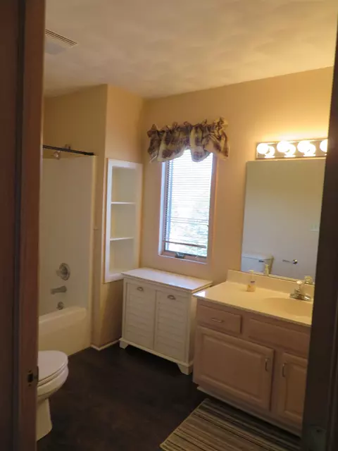 3189 Forest, Freeport, IL 61032 photo 21