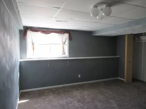 3189 Forest, Freeport, IL 61032 photo 24