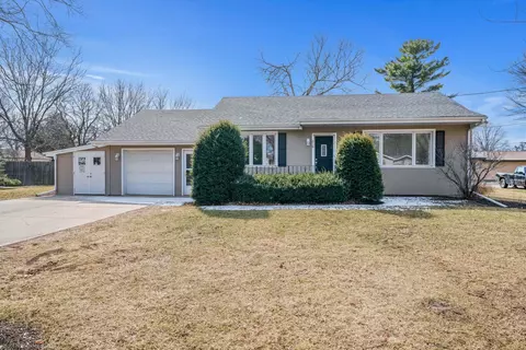 216 E 5th St, Byron, IL 61010 photo 1