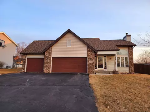 505 Don Dr, Pecatonica, IL 61063 photo 1