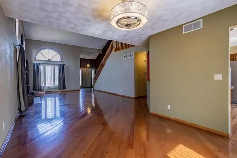 505 Don Dr, Pecatonica, IL 61063 photo 9