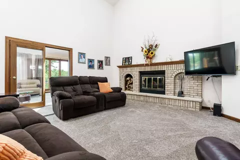 4906 E Ashelford Dr, Byron, IL 61010 photo 12