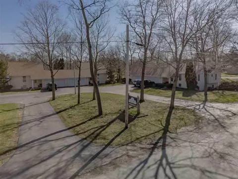 315 E 6th St, Pecatonica, IL 61063 photo 18