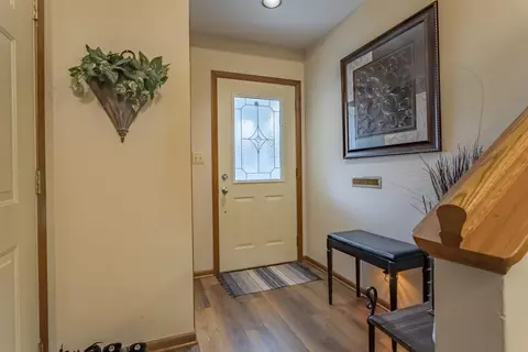 315 E 6th St, Pecatonica, IL 61063 photo 2