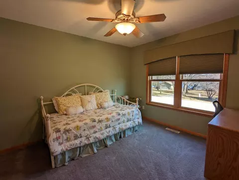 2009 Baintree, Lake Summerset, IL 61019 photo 16