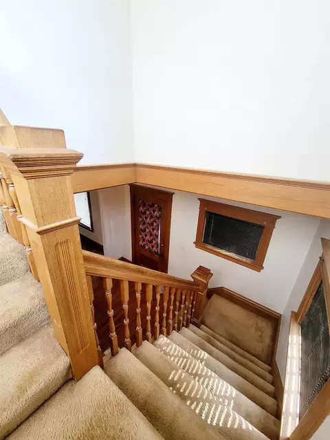 1712 E State St, Rockford, IL 61104 photo 10