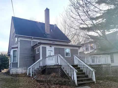 1712 E State St, Rockford, IL 61104 photo 3