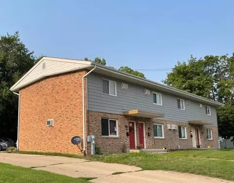117 E Merchant St, Byron, IL 61010 photo 2