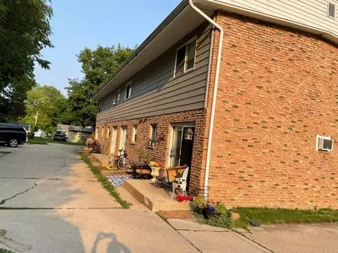 117 E Merchant St, Byron, IL 61010 photo 4
