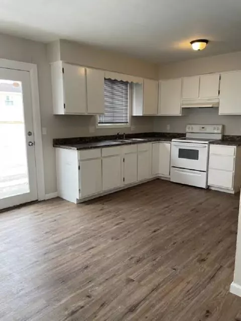 117 E Merchant St, Byron, IL 61010 photo 8