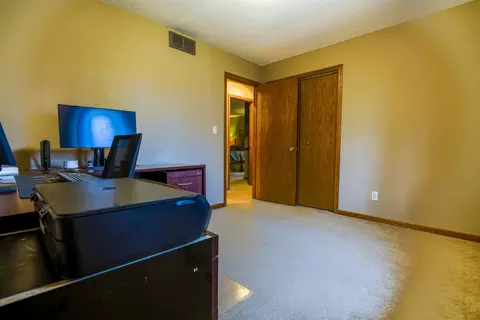 6426 Twin Deer Run, Roscoe, IL 61073 photo 22