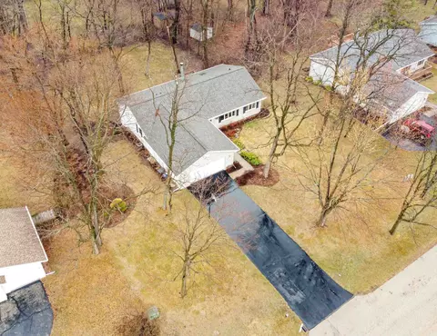 6426 Twin Deer Run, Roscoe, IL 61073 photo 7