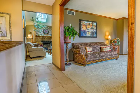 6426 Twin Deer Run, Roscoe, IL 61073 photo 9