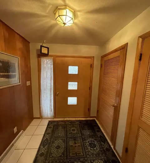 757 Towne Dr, Freeport, IL 61032 photo 6