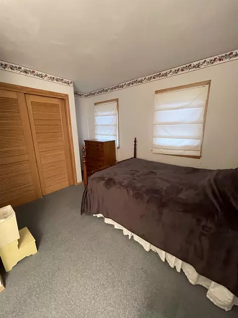 757 Towne Dr, Freeport, IL 61032 photo 10