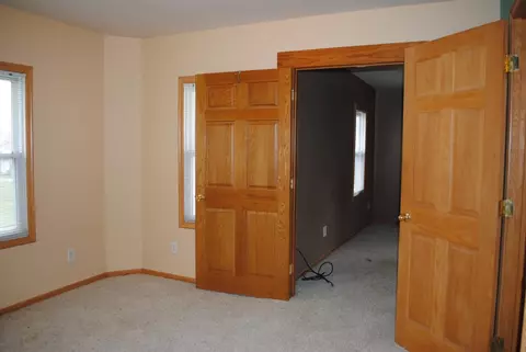 209 E 1st St, Leaf River, IL 61047 photo 25