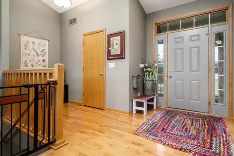 12451 Whispering Winds Dr, Roscoe, IL 61073 photo 6