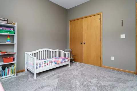12451 Whispering Winds Dr, Roscoe, IL 61073 photo 28