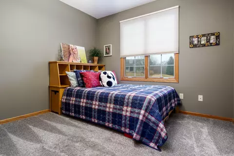 12451 Whispering Winds Dr, Roscoe, IL 61073 photo 23