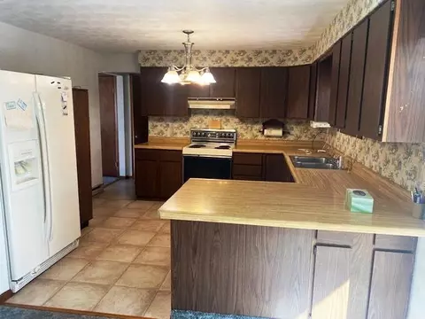 106 Williston Ct, Warren, IL 61087 photo 3