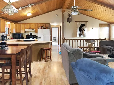 27-27 Ridgeview Dr, Lanark, IL 61046 photo 5