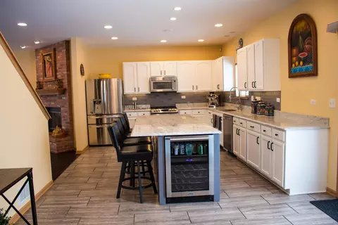 3042 E 6th St, Belvidere, IL 61008 photo 10