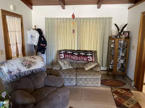 1710 Sylvan Ct, Freeport, IL 61032 photo 5