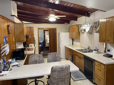1710 Sylvan Ct, Freeport, IL 61032 photo 9