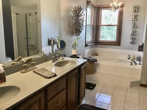 7565 Joy Ln, Roscoe, IL 61073 photo 17