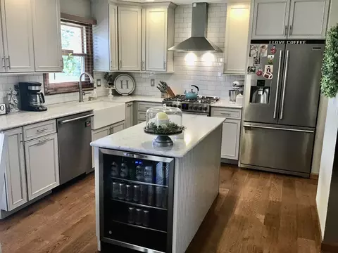 7565 Joy Ln, Roscoe, IL 61073 photo 3