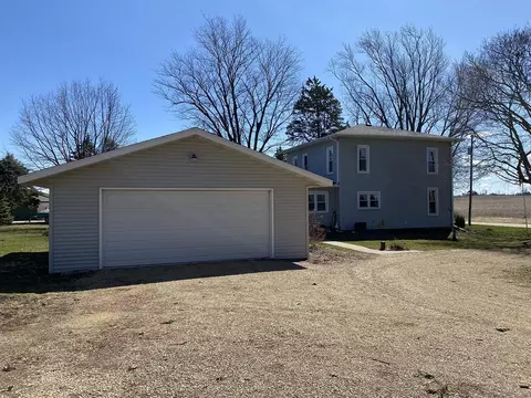 25203 Locust Rd, Lanark, IL 61046 photo 6