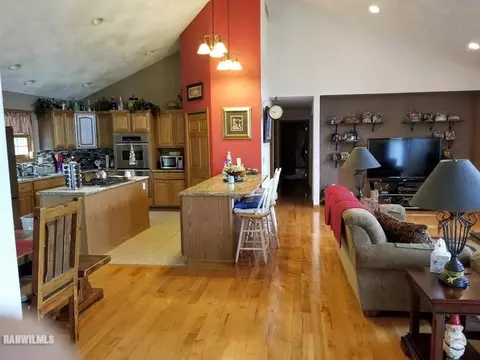 27-17 Shadow Ridge Rd, Lanark, IL 61046 photo 5