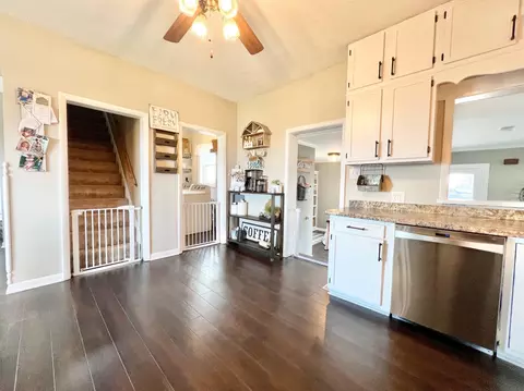 22860 Capron Rd, Capron, IL 61012 photo 30
