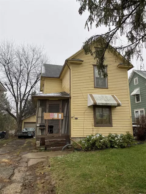 1315 S Float Ave, Freeport, IL 61032 photo 1