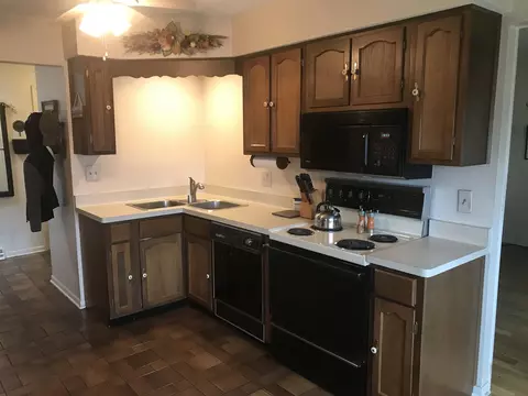 8457 Croix Trl, Roscoe, IL 61073 photo 6