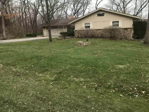 8457 Croix Trl, Roscoe, IL 61073 photo 1