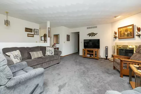 911 Lake Summerset Rd, Lake Summerset, IL 61019 photo 10