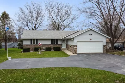 911 Lake Summerset Rd, Lake Summerset, IL 61019 photo 1
