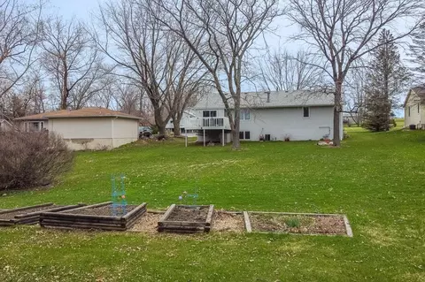 911 Lake Summerset Rd, Lake Summerset, IL 61019 photo 3